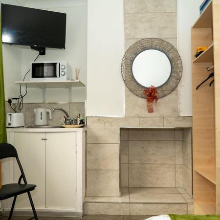 פרסטון Amarillys Guest House מראה חיצוני תמונה