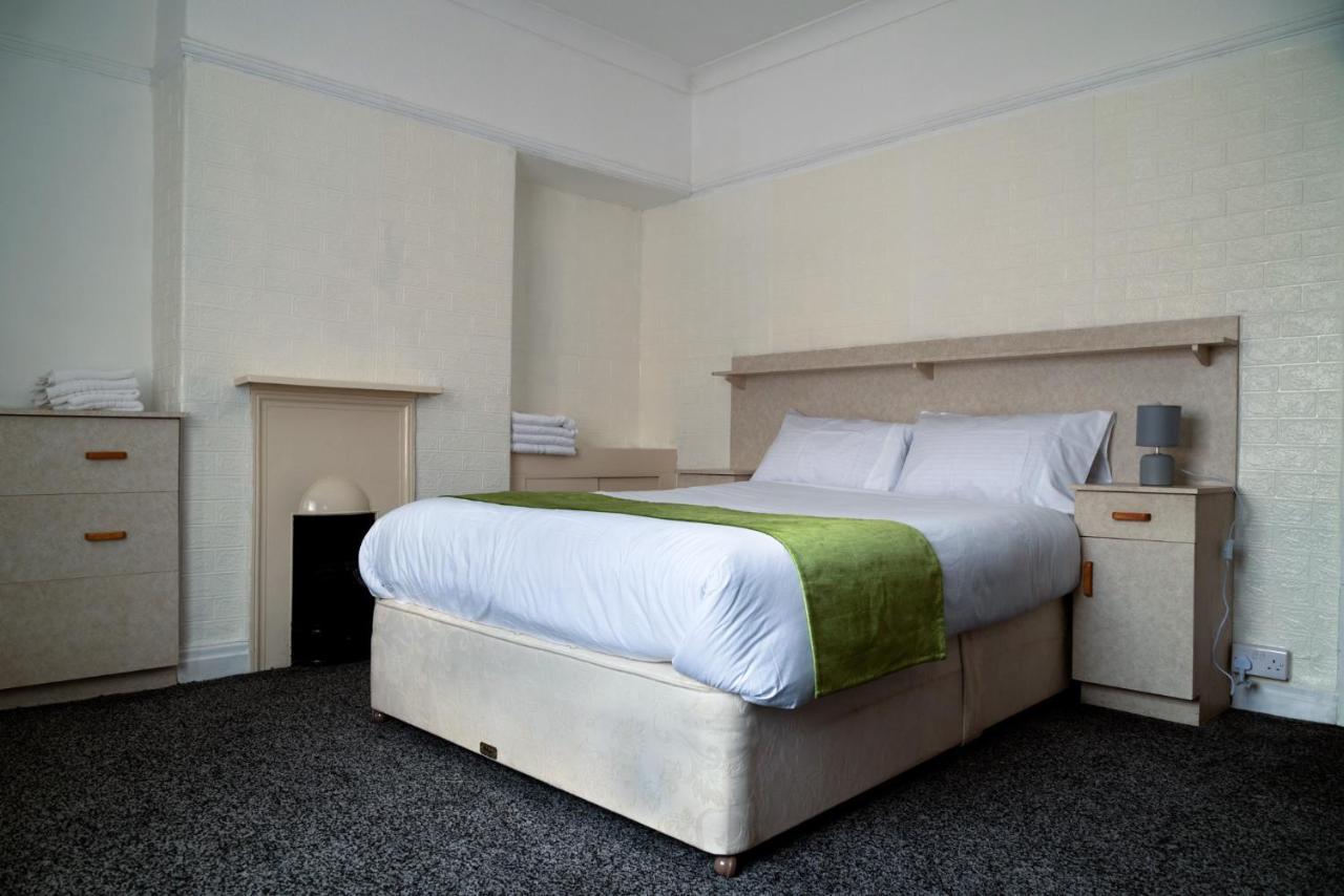 פרסטון Amarillys Guest House מראה חיצוני תמונה