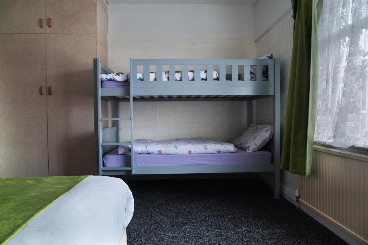 פרסטון Amarillys Guest House מראה חיצוני תמונה
