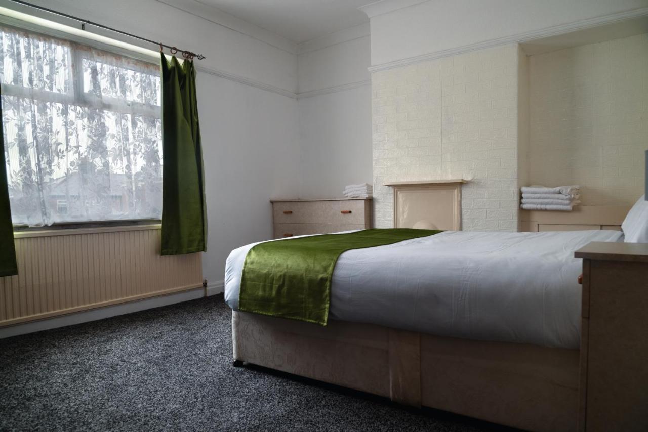 פרסטון Amarillys Guest House מראה חיצוני תמונה