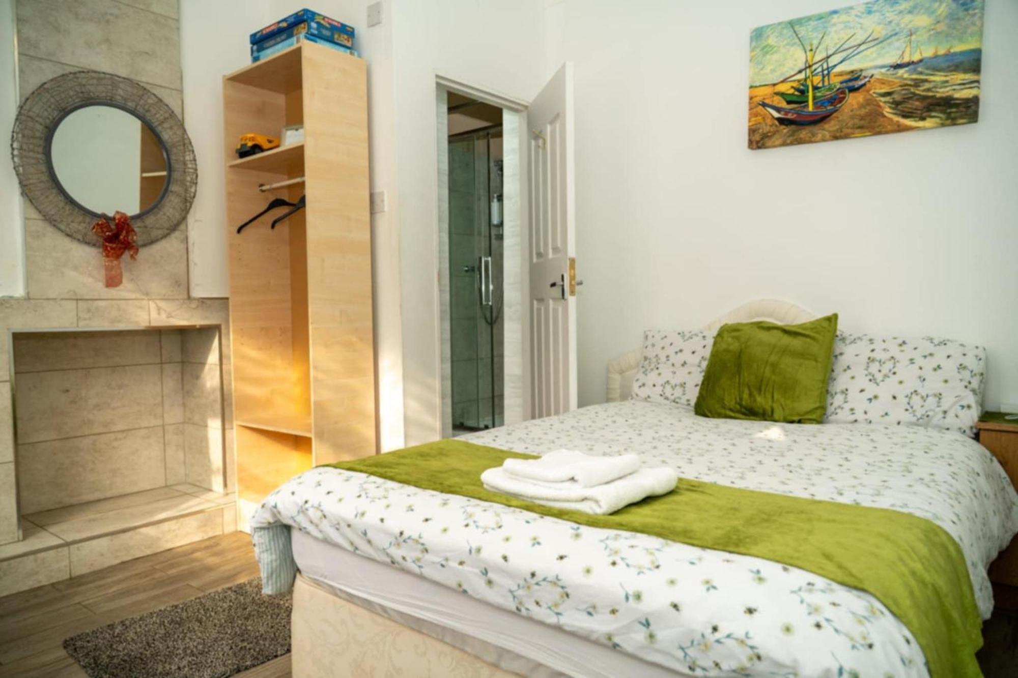 פרסטון Amarillys Guest House מראה חיצוני תמונה